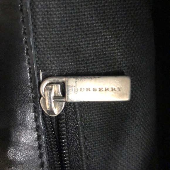 AUTHENTIC Burberry Tote - Picture 7 of 13